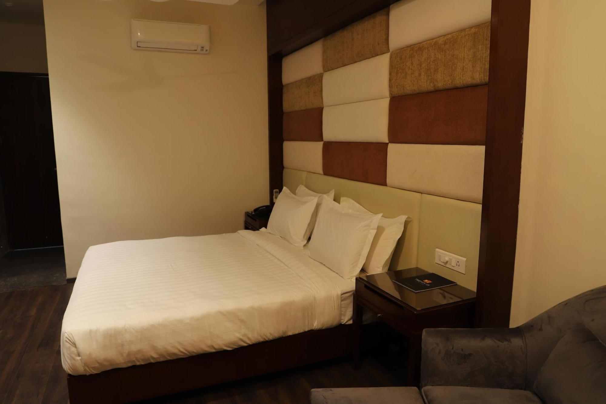 Cassa Marina Beach Resort Damlawari 外观 照片