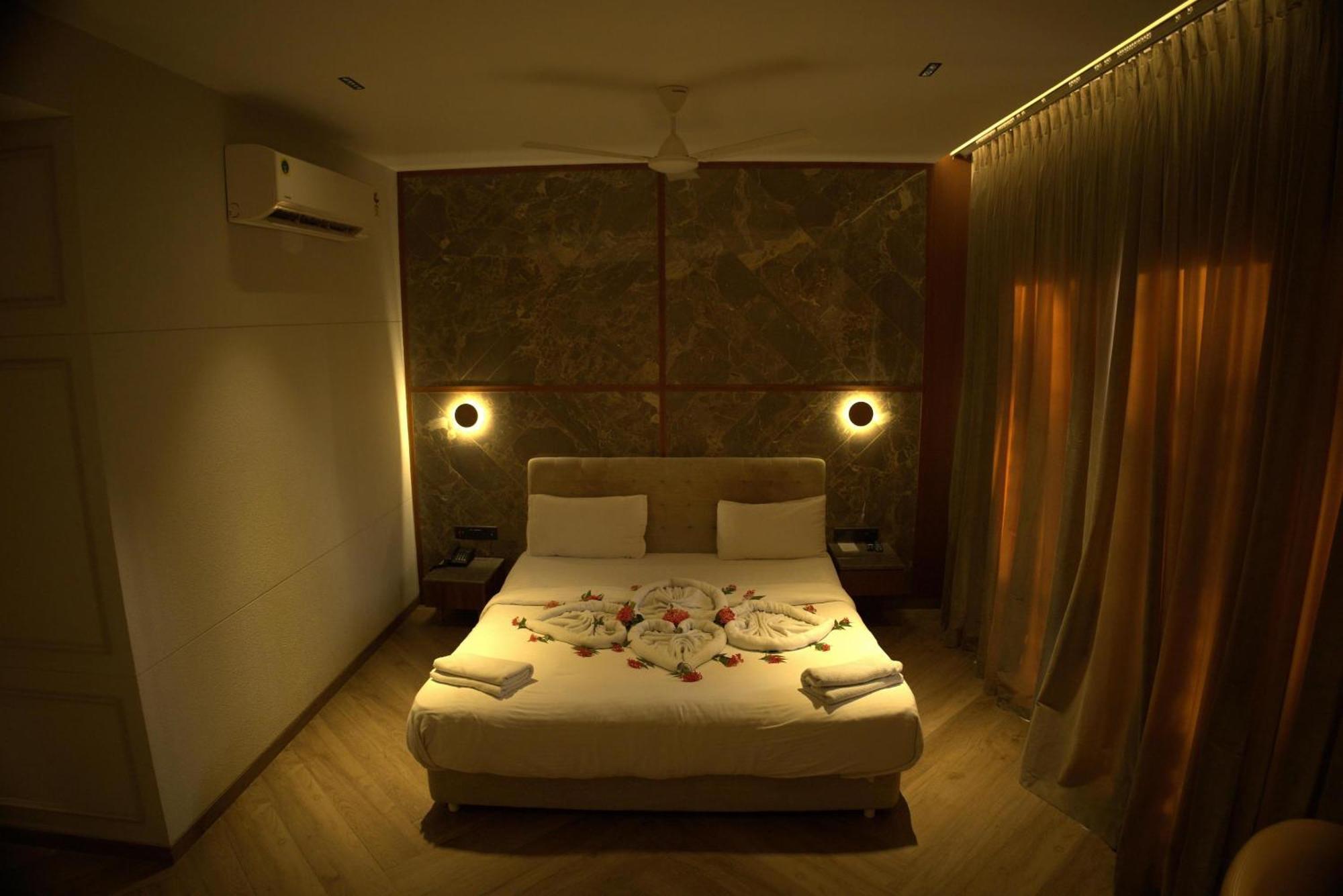 Cassa Marina Beach Resort Damlawari 外观 照片